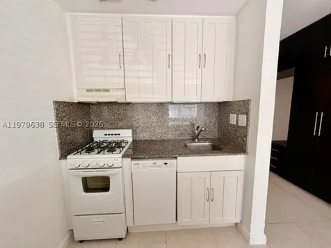 2445 Lake Pancoast Drive Miami Beach FL 33140