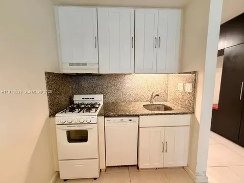 2445 Lake Pancoast Drive Miami Beach FL 33140