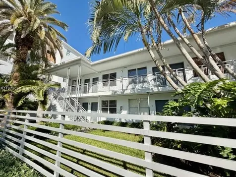 2445 Lake Pancoast Drive Miami Beach FL 33140