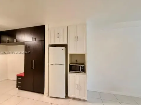 2445 Lake Pancoast Drive Miami Beach FL 33140