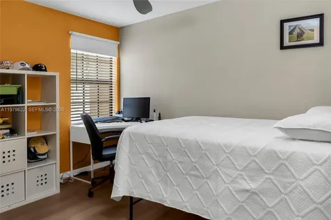 3892 Tree Top Drive Weston FL 33332