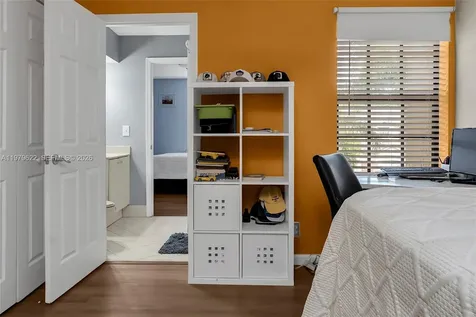 3892 Tree Top Drive Weston FL 33332
