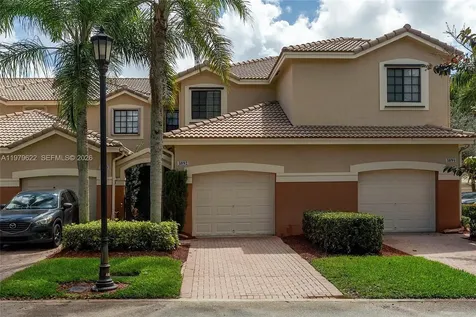 3892 Tree Top Drive Weston FL 33332