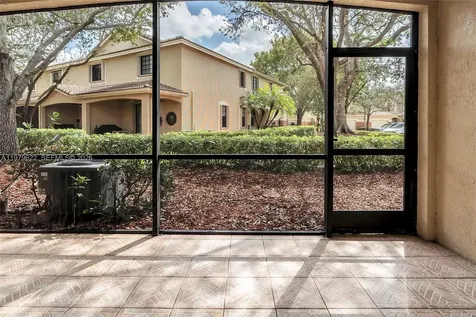 3892 Tree Top Drive Weston FL 33332