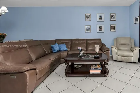 3892 Tree Top Drive Weston FL 33332