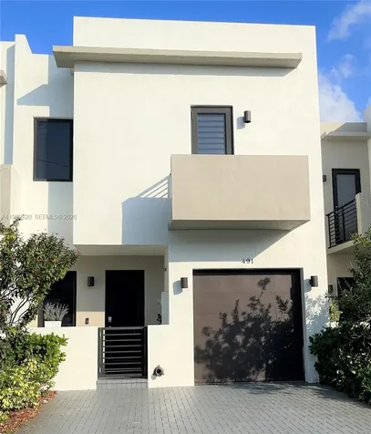 491 SW 91st Place Miami FL 33174
