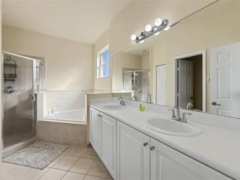 363 NE 25th Terrace Homestead FL 33033