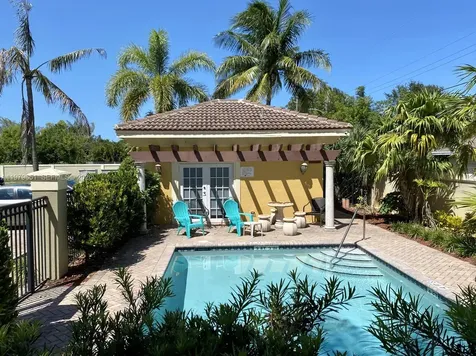 601 S Federal Highway Lake Worth FL 33460