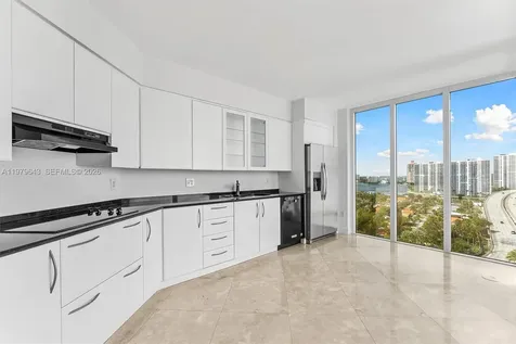 19111 Collins Avenue Sunny Isles Beach FL 33160