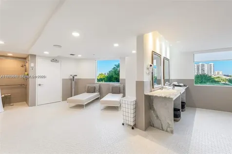 19111 Collins Avenue Sunny Isles Beach FL 33160