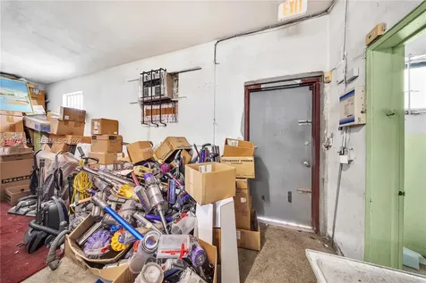 18480 W Dixie Highway North Miami Beach FL 33160