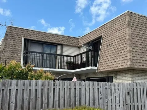 8209 SW 23rd Court North Lauderdale FL 33068