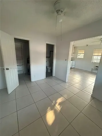 1045 N Andrews Avenue Fort Lauderdale FL 33311