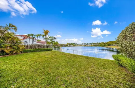 10917 NW 59th Street Doral FL 33178