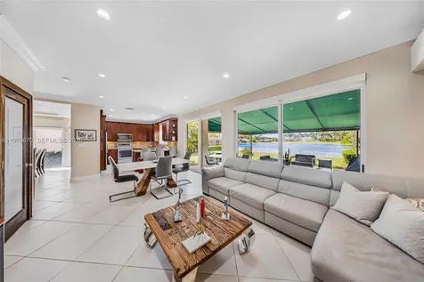 10917 NW 59th Street Doral FL 33178