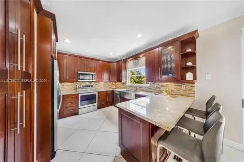 10917 NW 59th Street Doral FL 33178