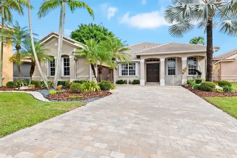 1533 Cardinal Way Weston FL 33327