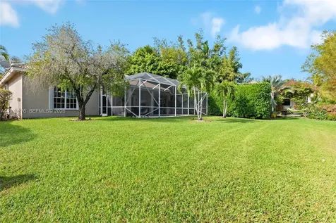1533 Cardinal Way Weston FL 33327