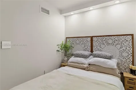 5701 Collins Avenue Miami Beach FL 33140