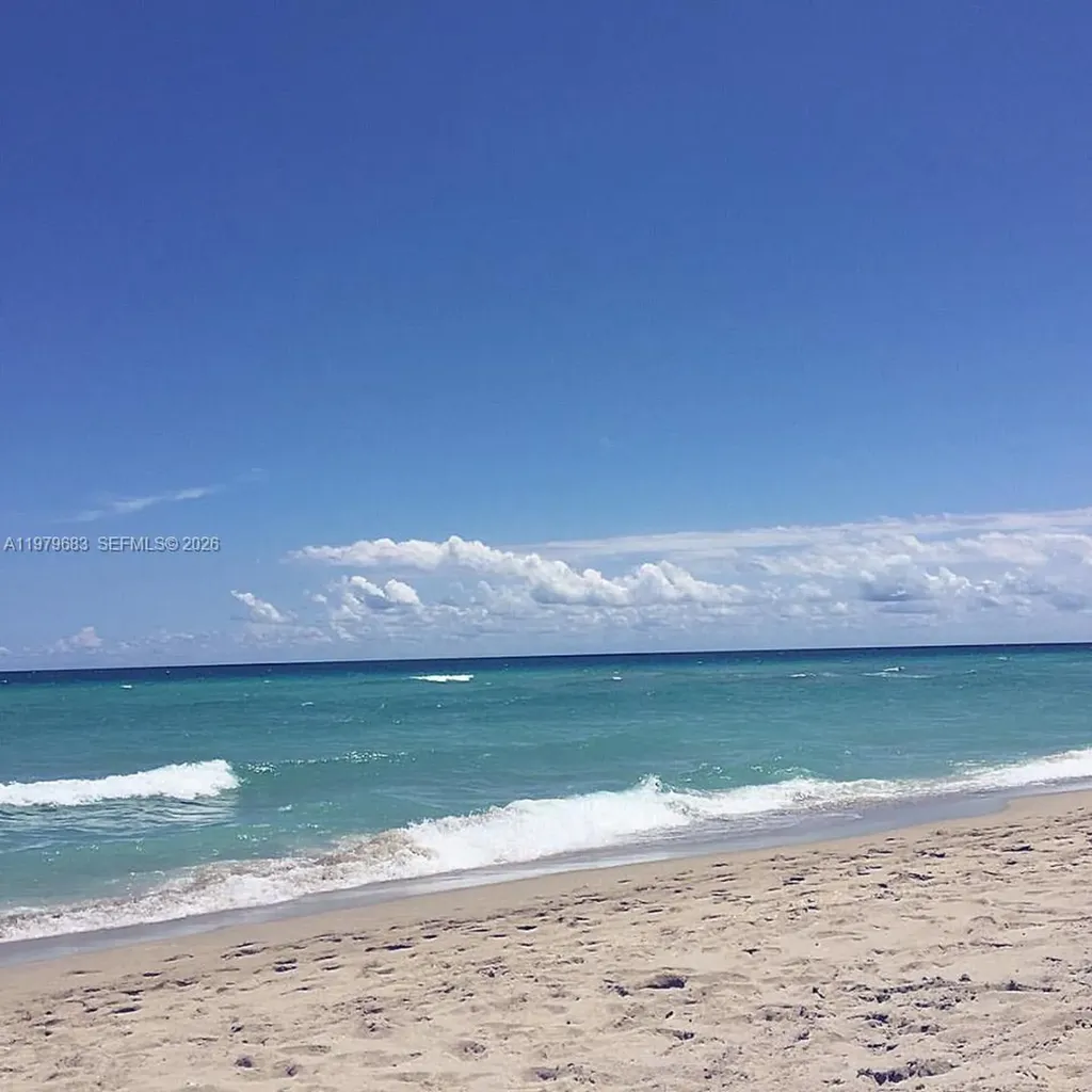 2200 S Ocean Drive Hollywood FL 33019