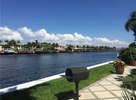 2200 S Ocean Drive Hollywood FL 33019