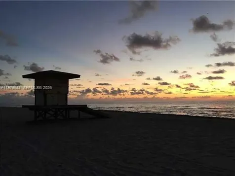 2200 S Ocean Drive Hollywood FL 33019