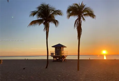 2200 S Ocean Drive Hollywood FL 33019
