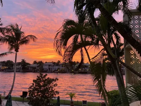 2200 S Ocean Drive Hollywood FL 33019