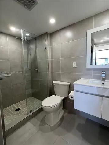 20301 W Country Club Drive Aventura FL 33180