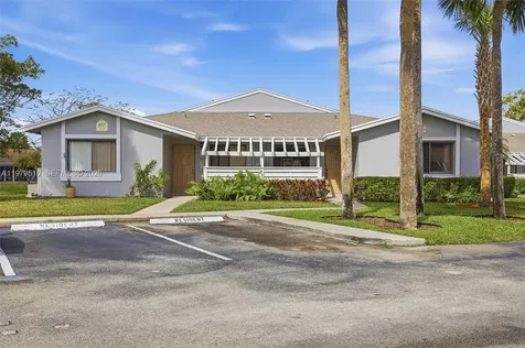 657 Racquet Club Road Weston FL 33326