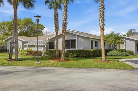 657 Racquet Club Road Weston FL 33326