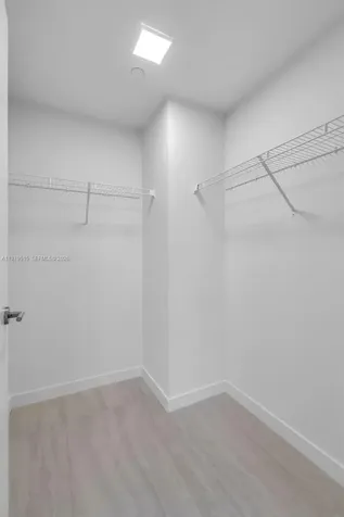 77 SE 5th Street Miami FL 33131