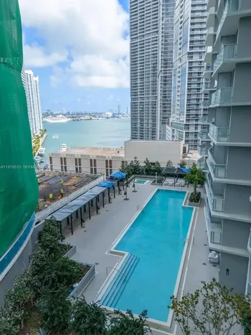 77 SE 5th Street Miami FL 33131