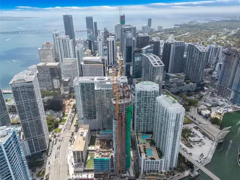 77 SE 5th Street Miami FL 33131