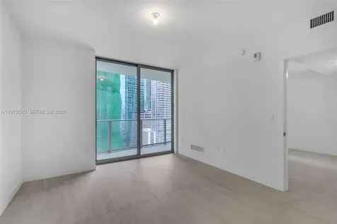77 SE 5th Street Miami FL 33131