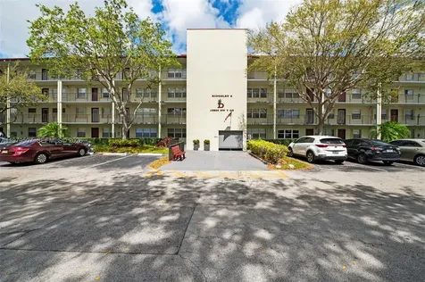 13255 SW 7th Court Pembroke Pines FL 33027