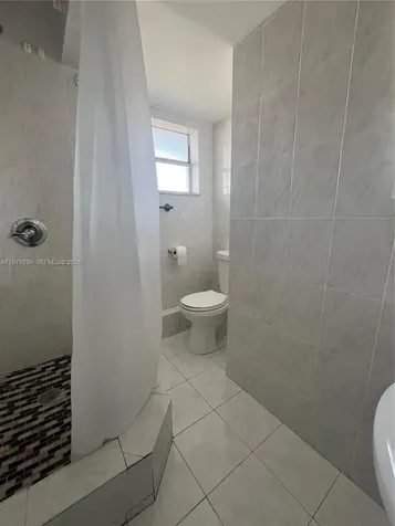 1750 NE 191st Street Miami FL 33179