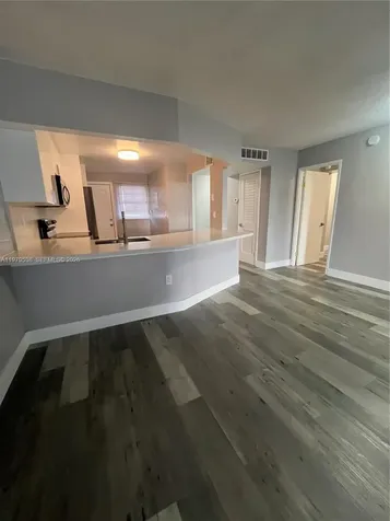 1750 NE 191st Street Miami FL 33179