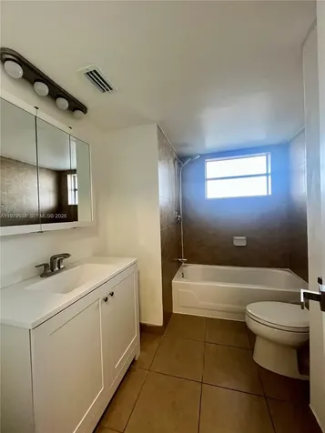 1750 NE 191st Street Miami FL 33179