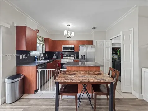 3070 SE 17th Avenue Homestead FL 33035