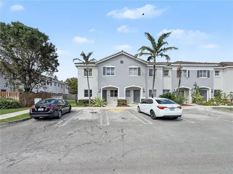 3070 SE 17th Avenue Homestead FL 33035