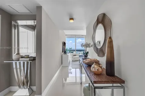 6899 Collins Avenue Miami Beach FL 33141