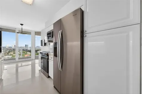 3600 Yacht Club Drive Aventura FL 33180