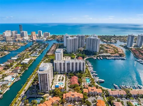3600 Yacht Club Drive Aventura FL 33180