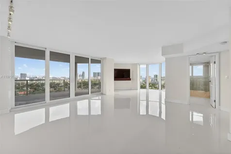3600 Yacht Club Drive Aventura FL 33180