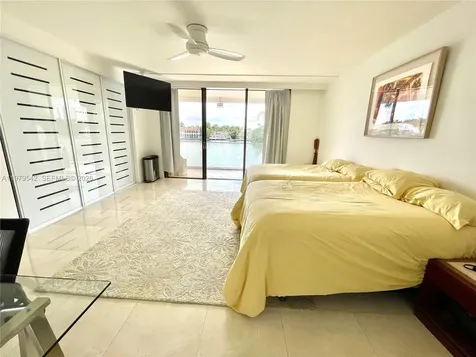 19707 Turnberry Way Aventura FL 33180