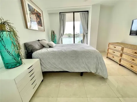 19707 Turnberry Way Aventura FL 33180