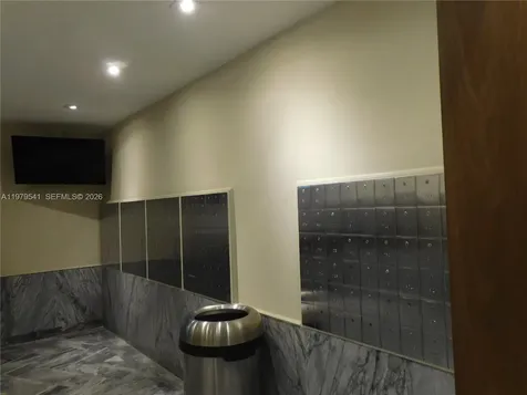 5401 Collins Avenue Miami Beach FL 33140