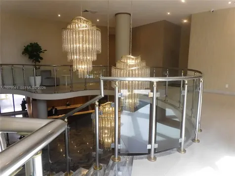 5401 Collins Avenue Miami Beach FL 33140