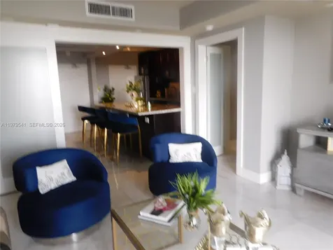 5401 Collins Avenue Miami Beach FL 33140